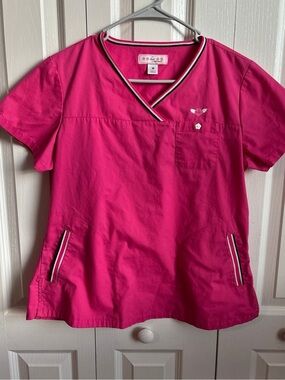 Koi| Scrub Top